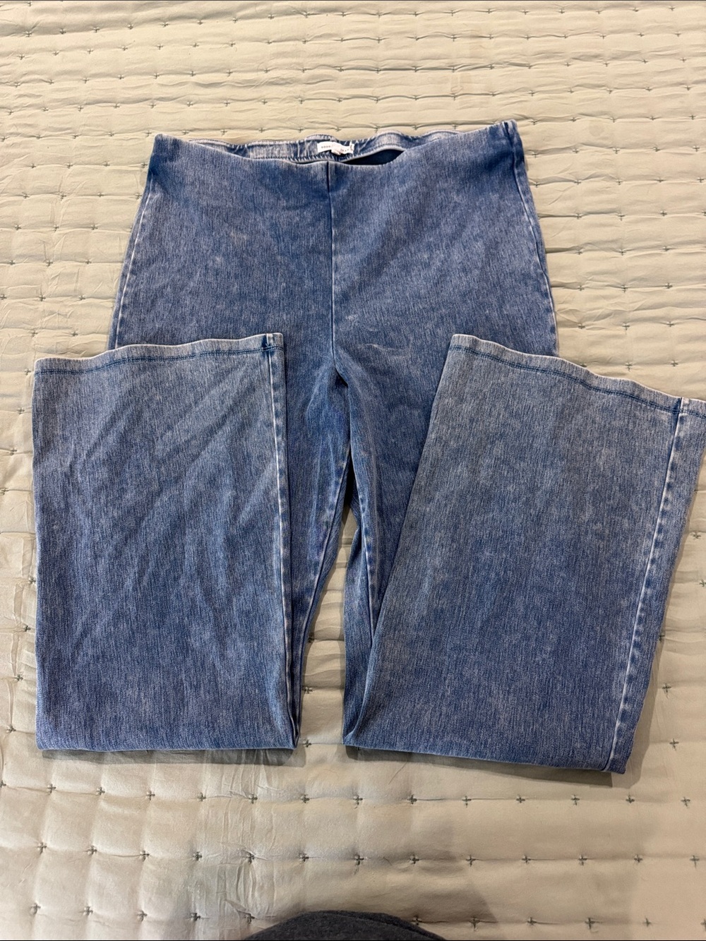 Classic High-Waist flare leg pull on Women’s Jeans